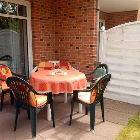 Haus Sturmhaube Whg 02 *